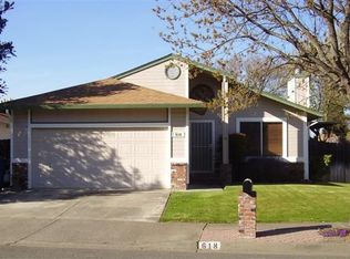618 Capps Ln, Ukiah, CA 95482