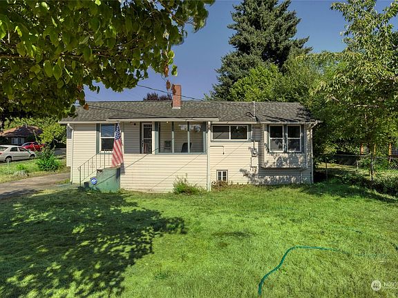 2nd image of 1120 Veneta Avenue