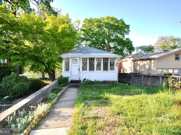 615 Neshaminy Rd, Croydon, PA 19021