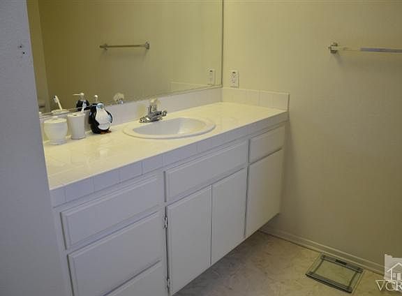 5th image of 11693 Quailcreek Ct