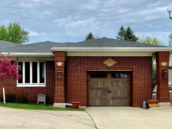 1928 Floral Ave