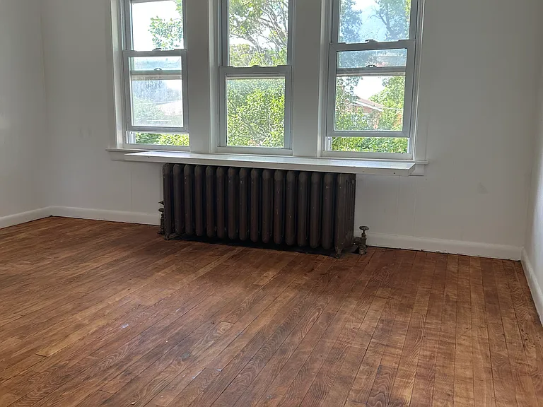 239 Ashland Ave #2 — Photo 19