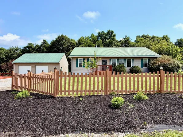 938 McFadden Ridge Rd, Bedford, IN 47421