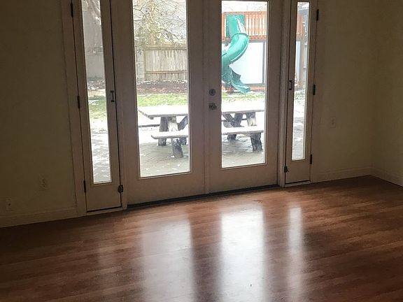 4th image of 12516 NE Tiffany Dr