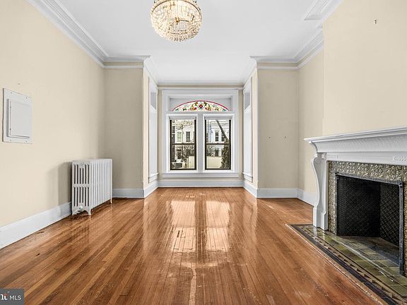 4th image of 1920 11th St NW