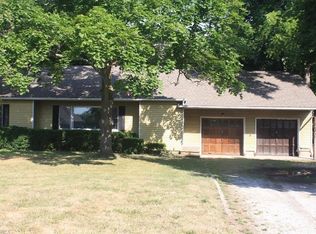 10107 Johnnycake Ridge Rd, Concord Township, OH 44077