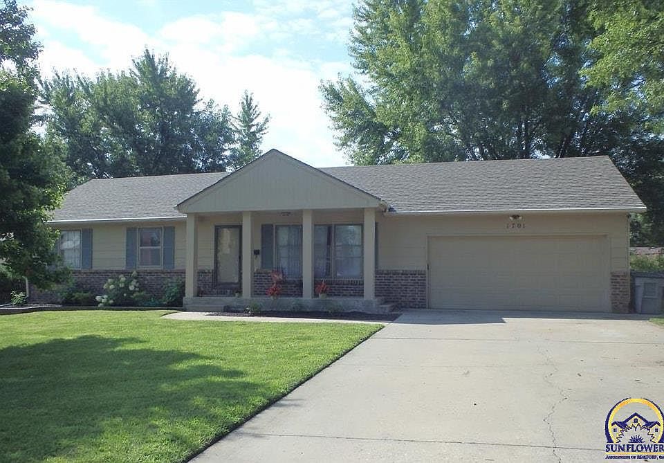 1st image of 1701 Casa Loma Dr