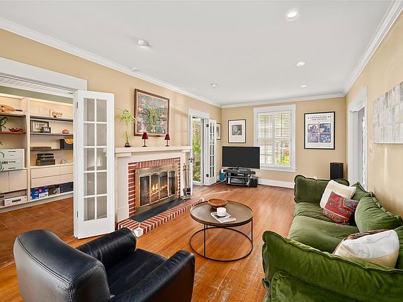 5th image of 1534 Harold St