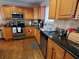 205 Seaside Ave, Stamford, CT 06902