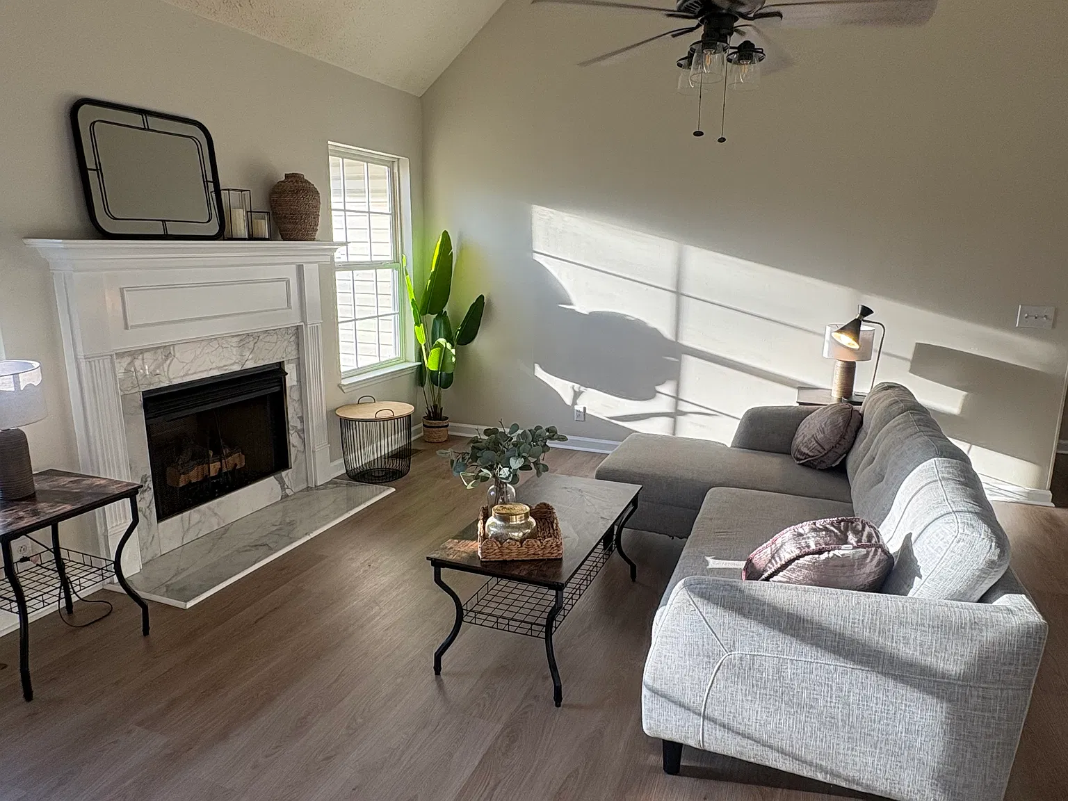 3 bed, 1792 sqft, $3,500 — Photo 2
