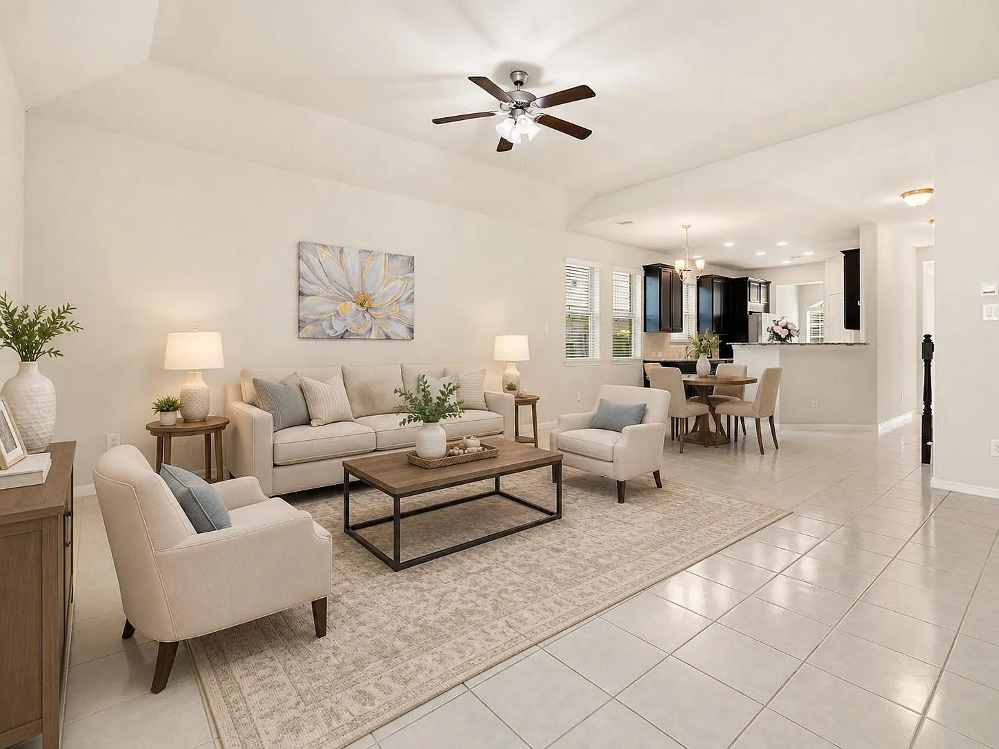 4 bed, 2.5 bath, 2308 sqft, $2,400 — Photo 4