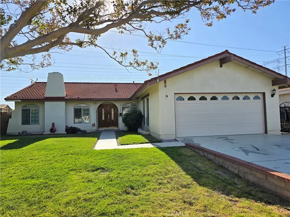 27708 Stardale Dr, Santa Clarita, CA 91350