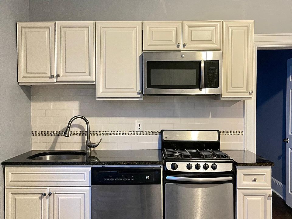 1st image of 251 Lafayette Ave