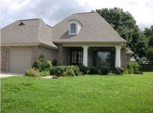 2 Oak Bnd, New Iberia, LA 70563