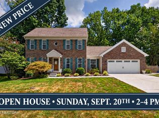 1204 Wenlock Rd, Knoxville, TN 37922