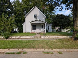 324 S East St, Cassopolis, MI 49031