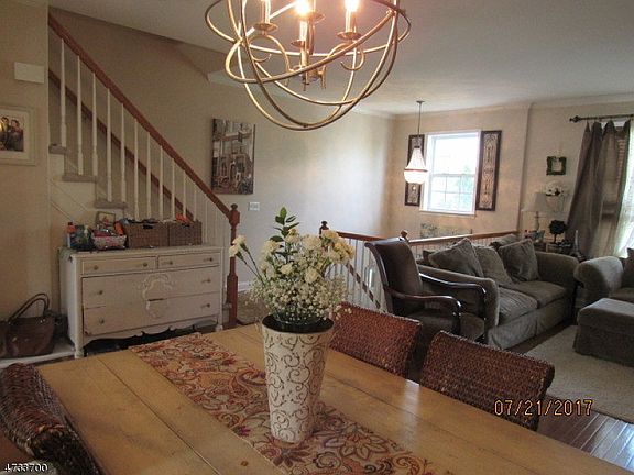 2nd image of 14 Dogwood Ln