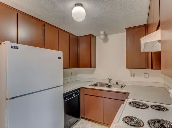 0955-1130 SW Harrier, 1130 SW Harrier Cir APT 2, Oak Harbor, WA 98277