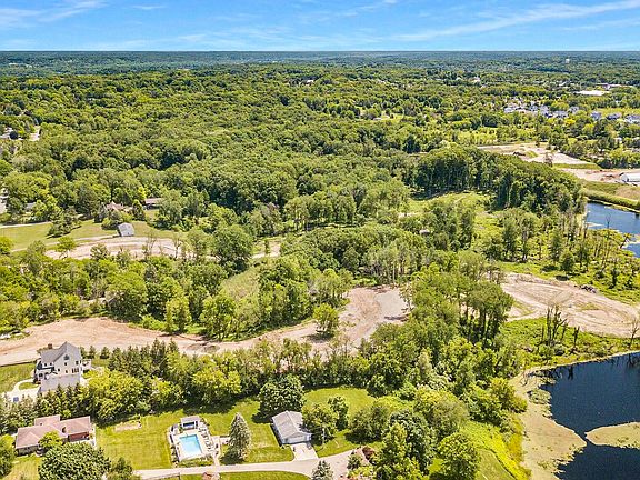 3rd image of 780 W Sedona Hills Ct NE Lot B