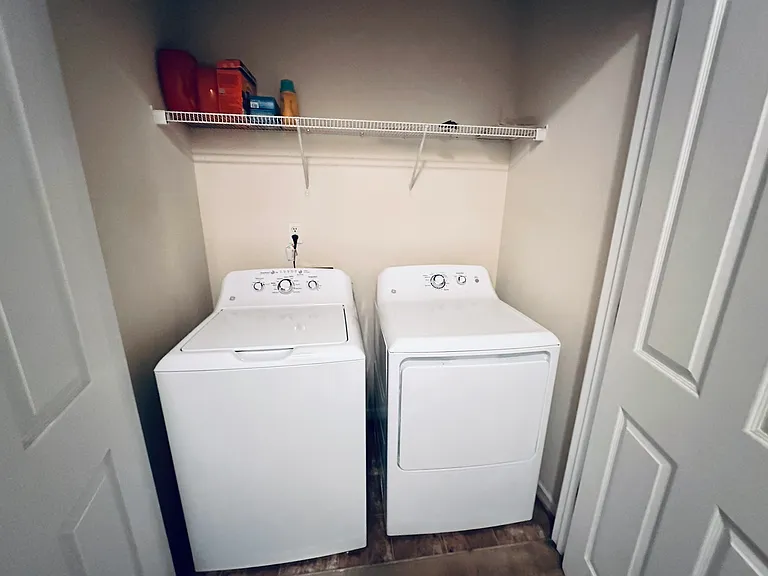 527 Settlement Ln — Photo 16