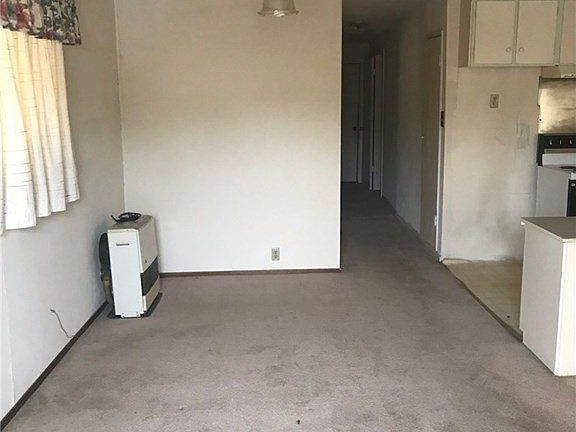 4th image of 14951 Ballpark Ave