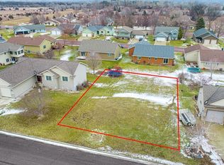 1904 Boulder St, Saint Peter, MN 56082