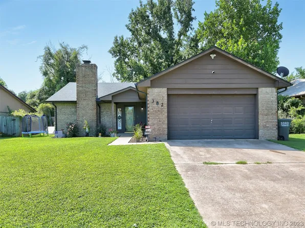 382 Lakeview Ave, Healdton, OK 73438