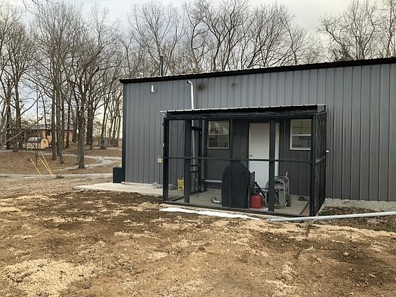 3rd image of 23505 Lakeview Ter