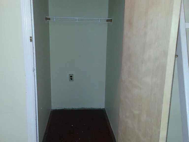 2722 Jefferson Ave #3 — Photo 4