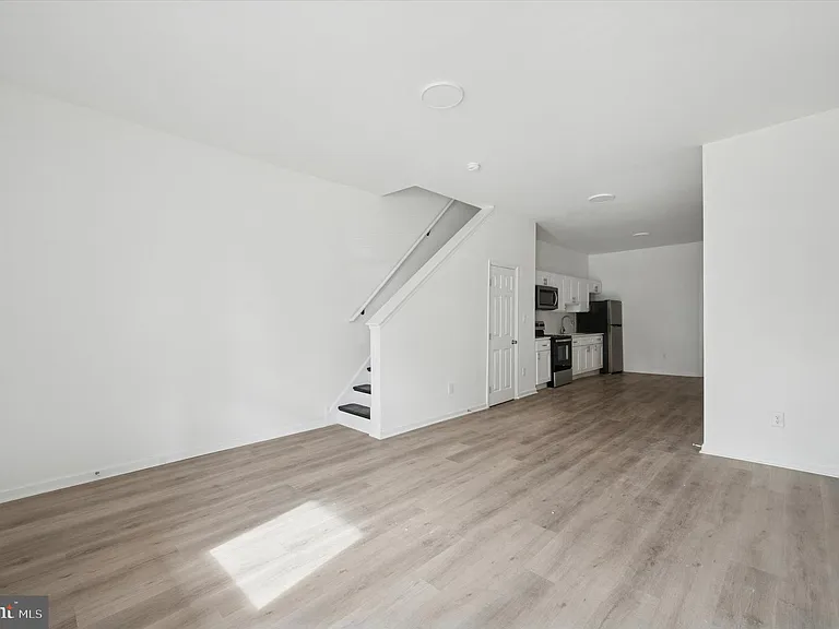 4241 Mantua Ave — Photo 3