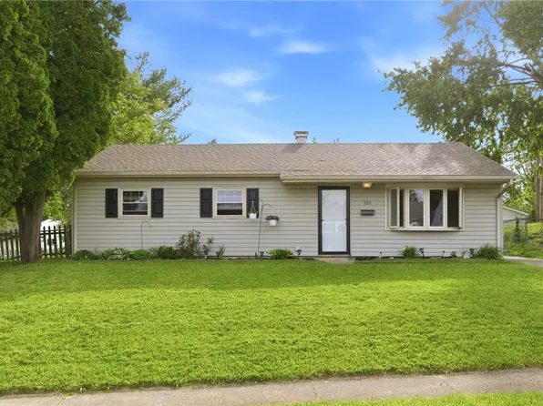 121 Ebony Ln, Fairborn, OH 45324