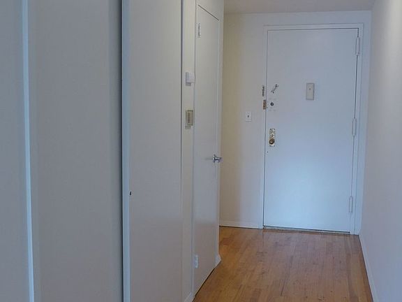 5th image of 423 E 90th St APT 8D