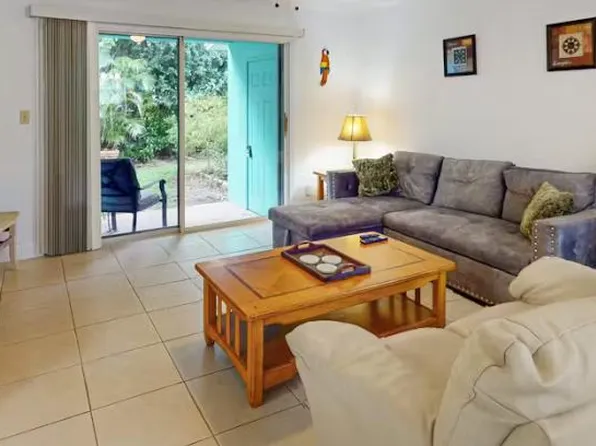 509 Hibiscus Ave APT 5, Pompano Beach, FL 33062
