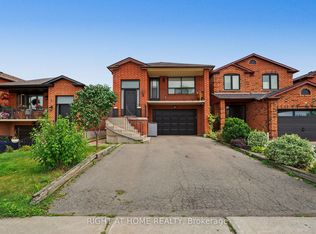 9 Twinberry Cres, Vaughan, ON L4L 3X5