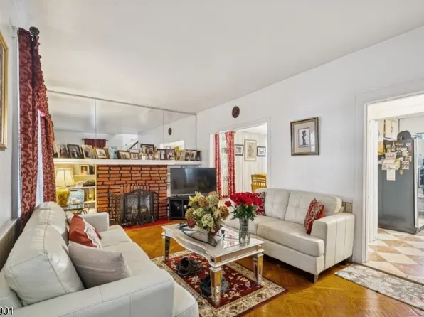 7 Wolf Pl, Irvington Twp., NJ 07111