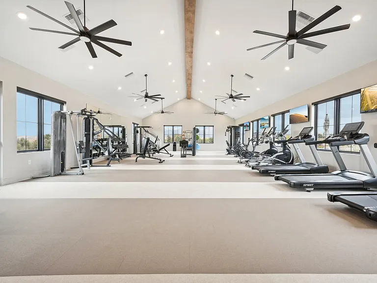 The Garrison Luxury Apartments — Photo 56