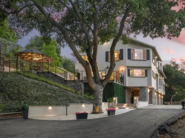 17925 Foster Rd, Los Gatos, CA 95030