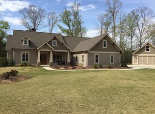 1854 Standing Rock Rd, Senoia, GA 30276