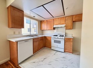 529 W Duarte Rd APT E, Monrovia, CA 91016