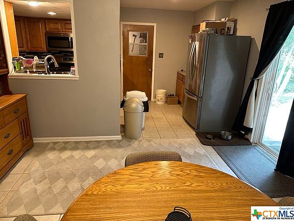 4th image of 117 Williams St