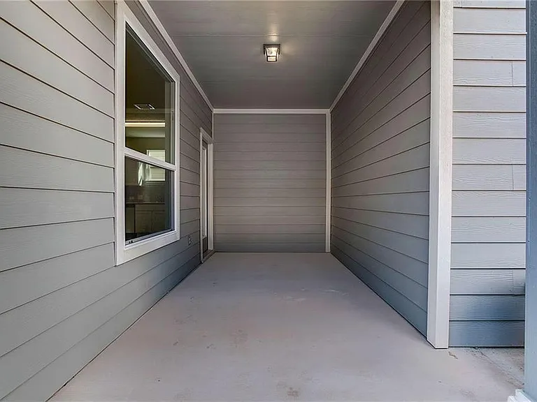 10502 Fulton Ave — Photo 24