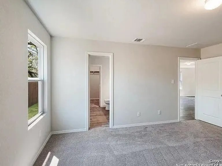 9206 Griffith Run — Photo 19
