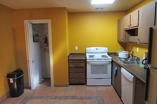 2nd image of 1001 Baywood Dr