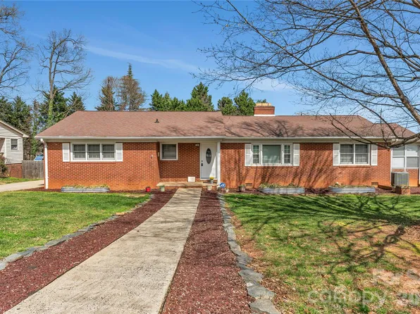 100 Ruby Ln, Gastonia, NC 28054