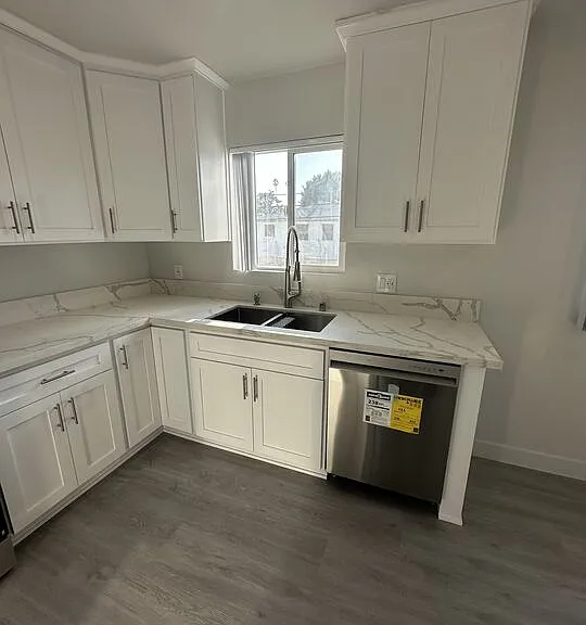 1145 S Holt Ave #8 — Photo 17