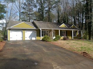 1523 Chaseway Cir, Powder Springs, GA 30127