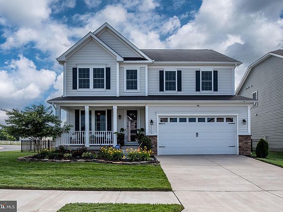 5th image of 10200 Governors Ln