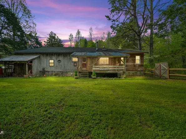 1249 Rocky Flats Rd, Cosby, TN 37722