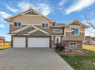 300 10th St SE, Freeport, MN 56331