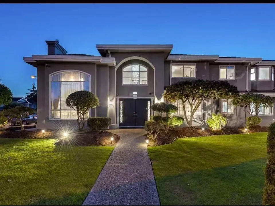 12460 Jensen Dr